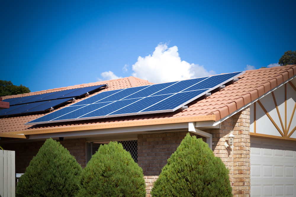 Is It Best to Do a New Roof and Solar at the Same Time?